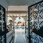 Appart hôtel Ona Beverly Hills Heights 3*