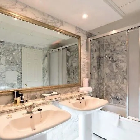 Beverly Hills Heights - Excel & Apartahotel Los Cristianos (Tenerife)