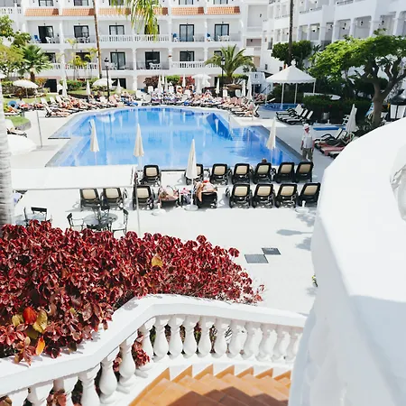 Ona Beverly Hills Heights Aparthotel 3*