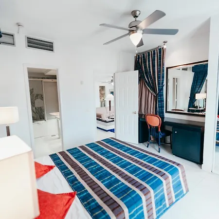 Ona Beverly Hills Heights