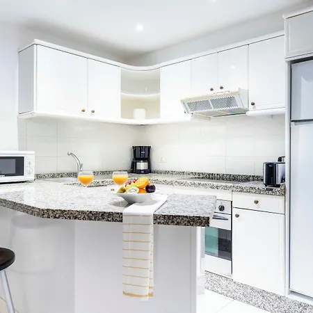 Ona Beverly Hills Heights Aparthotel 3*