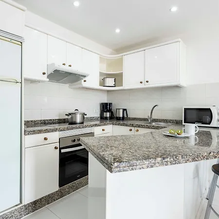 Ona Beverly Hills Heights 3*