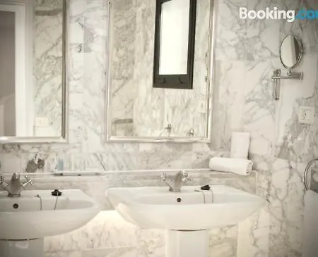 Beverly Hills Heights - Excel & Apartahotel 3*