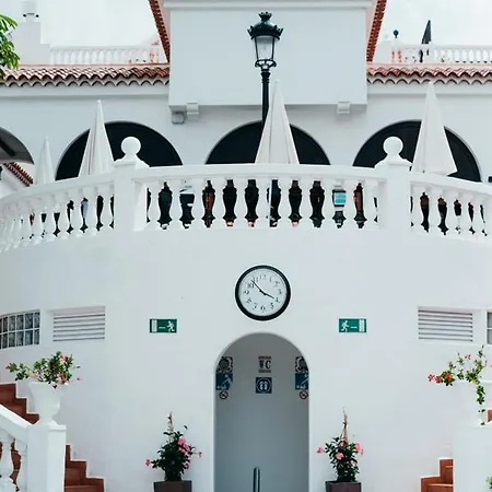 Beverly Hills Heights - Excel & Apartahotel Los Cristianos (Tenerife)
