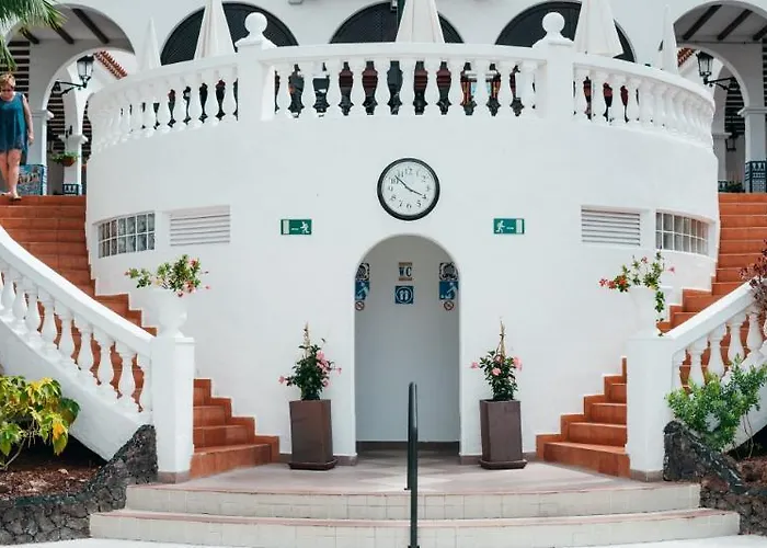 Ona Beverly Hills Heights 3*