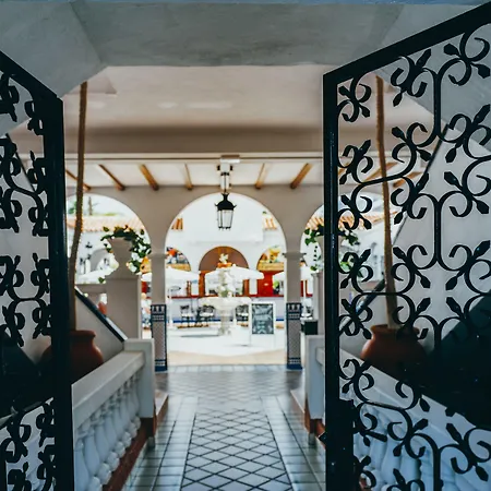 Apart-hotel Ona Beverly Hills Heights 3*