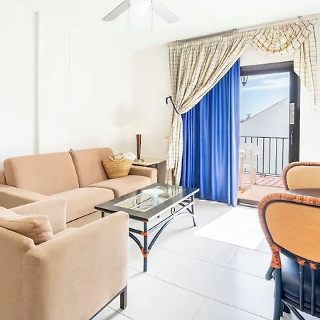 Ona Beverly Hills Heights 3*