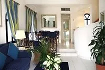 Ona Beverly Hills Heights 3*