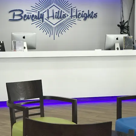 Ona Beverly Hills Heights