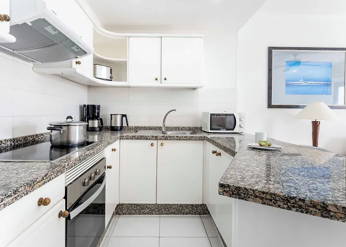 Ona Beverly Hills Heights